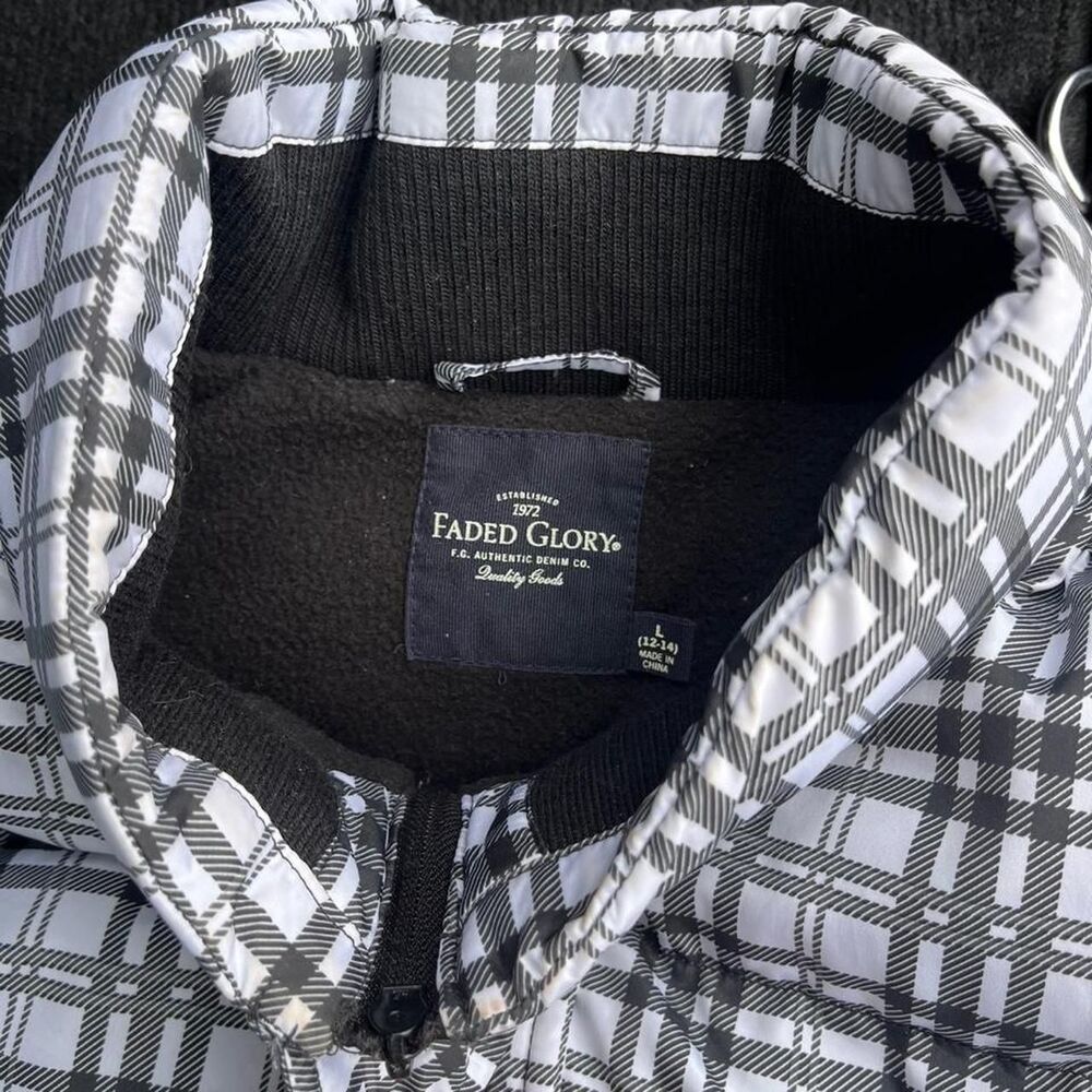 FADED GLORY BLACK WHITE & PLAID PUFFER VEST WOMEN'S SIZE L - Picture 3 of 8